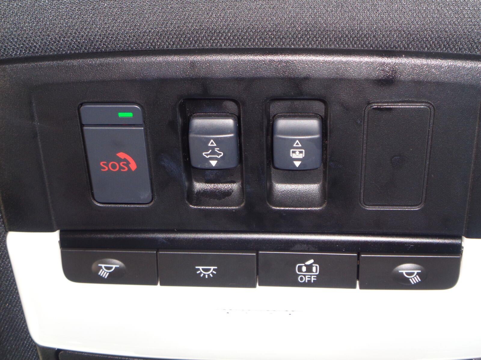 2024 Mitsubishi Outlander SE Black Edition w/Pano Roof