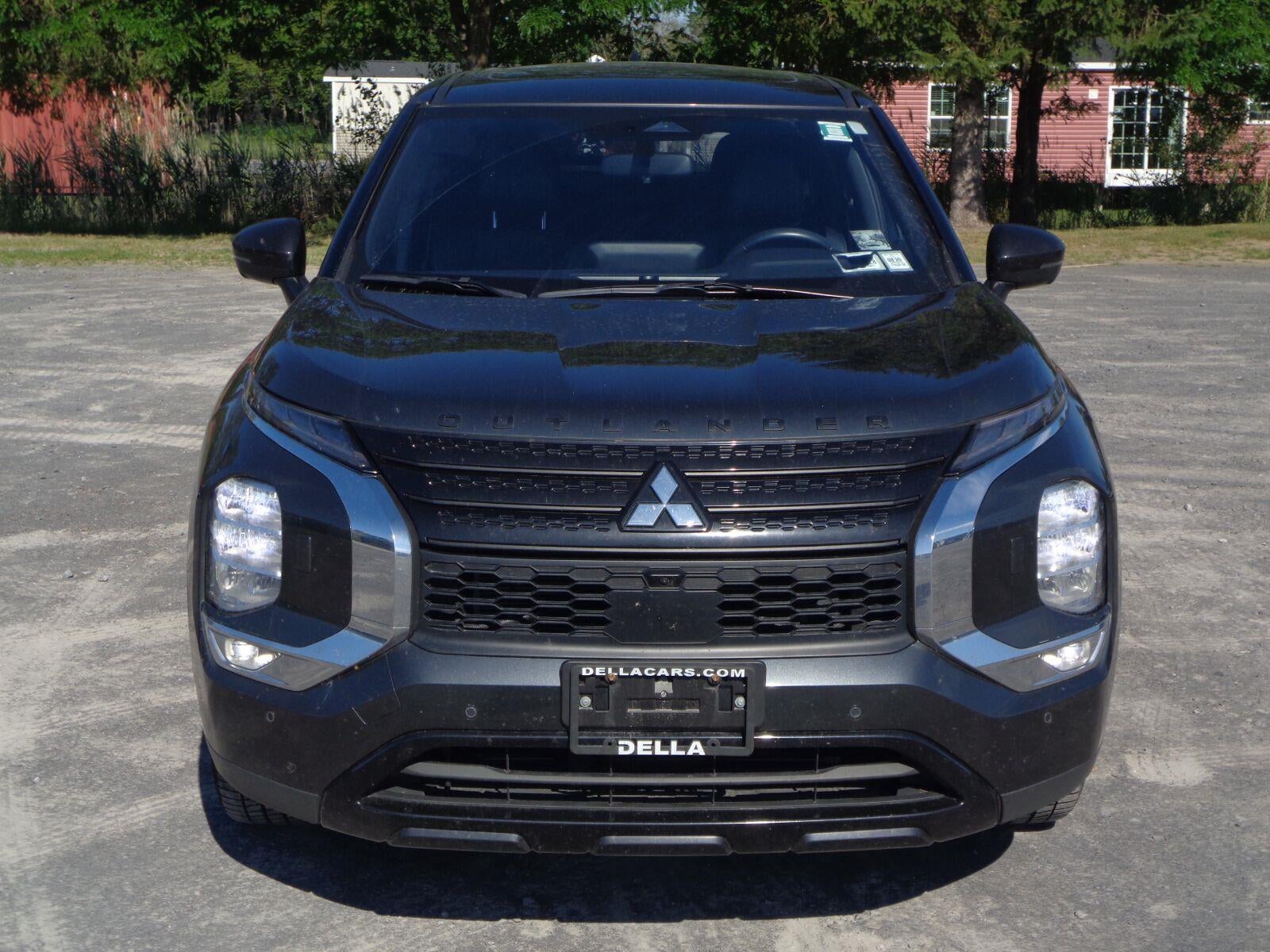2024 Mitsubishi Outlander SE Black Edition w/Pano Roof