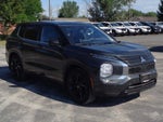 2024 Mitsubishi Outlander SE Black Edition w/Pano Roof