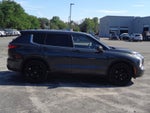 2024 Mitsubishi Outlander SE Black Edition w/Pano Roof