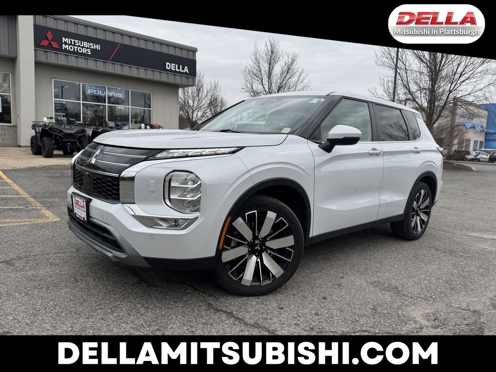 2025 Mitsubishi Outlander SE