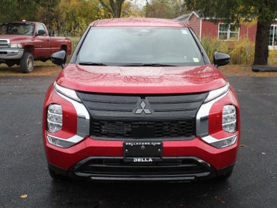 2026 Mitsubishi Outlander LE