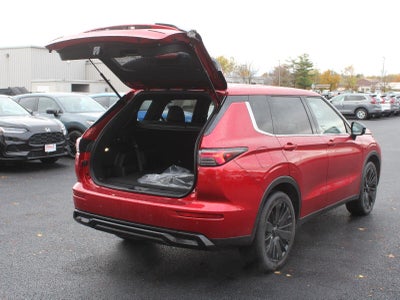 2026 Mitsubishi Outlander LE