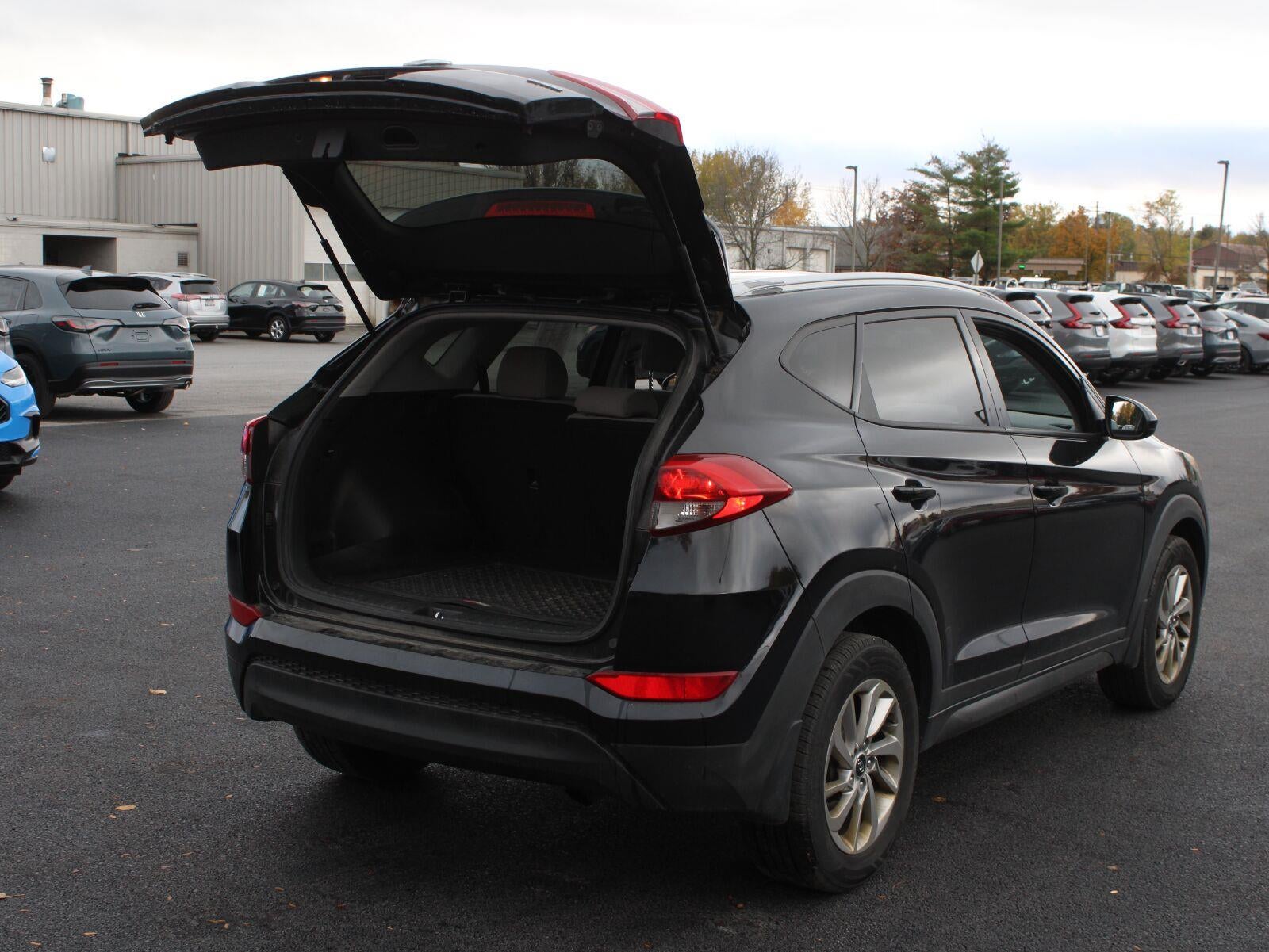 2016 Hyundai Tucson SE
