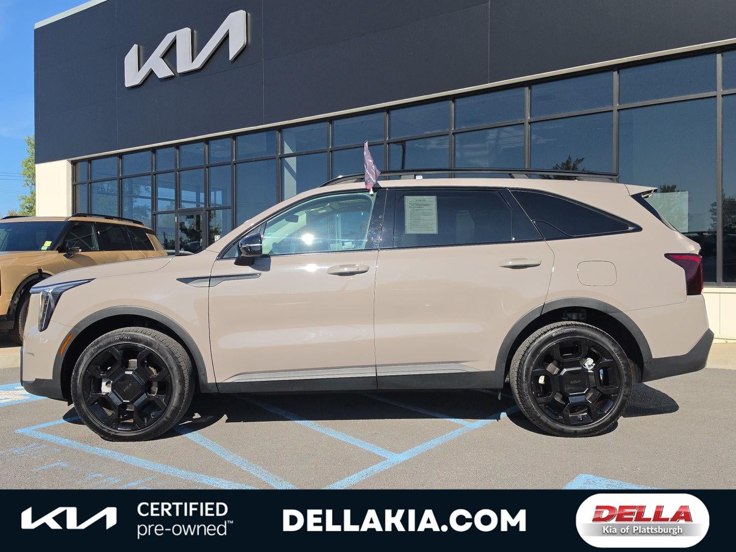 2025 Kia Sorento X-Line EX