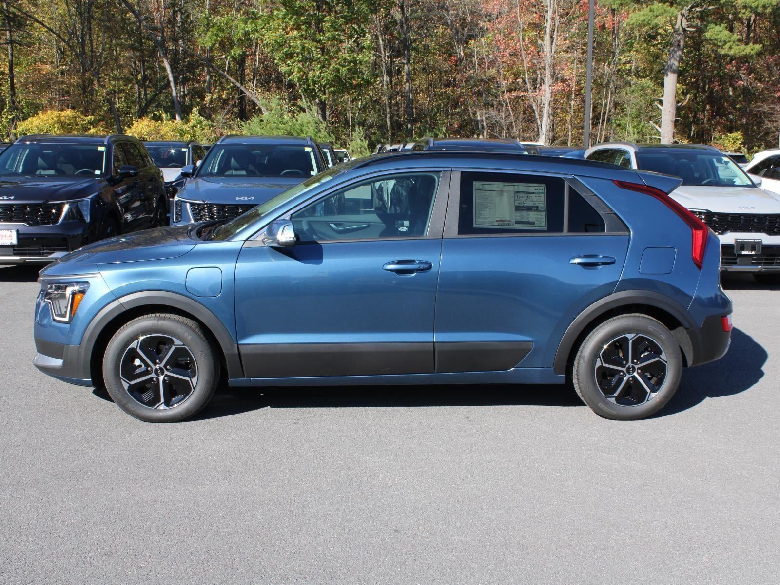 2025 Kia Niro Plug-In Hybrid EX