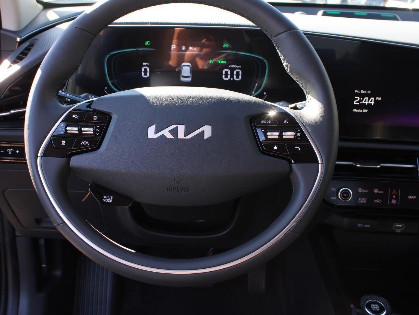 2025 Kia Niro Plug-In Hybrid EX