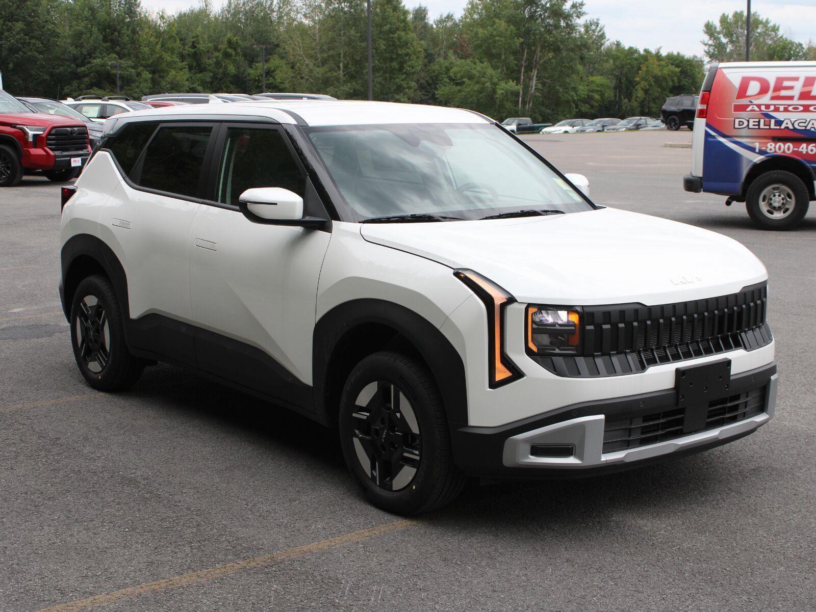 2027 Kia Seltos LX