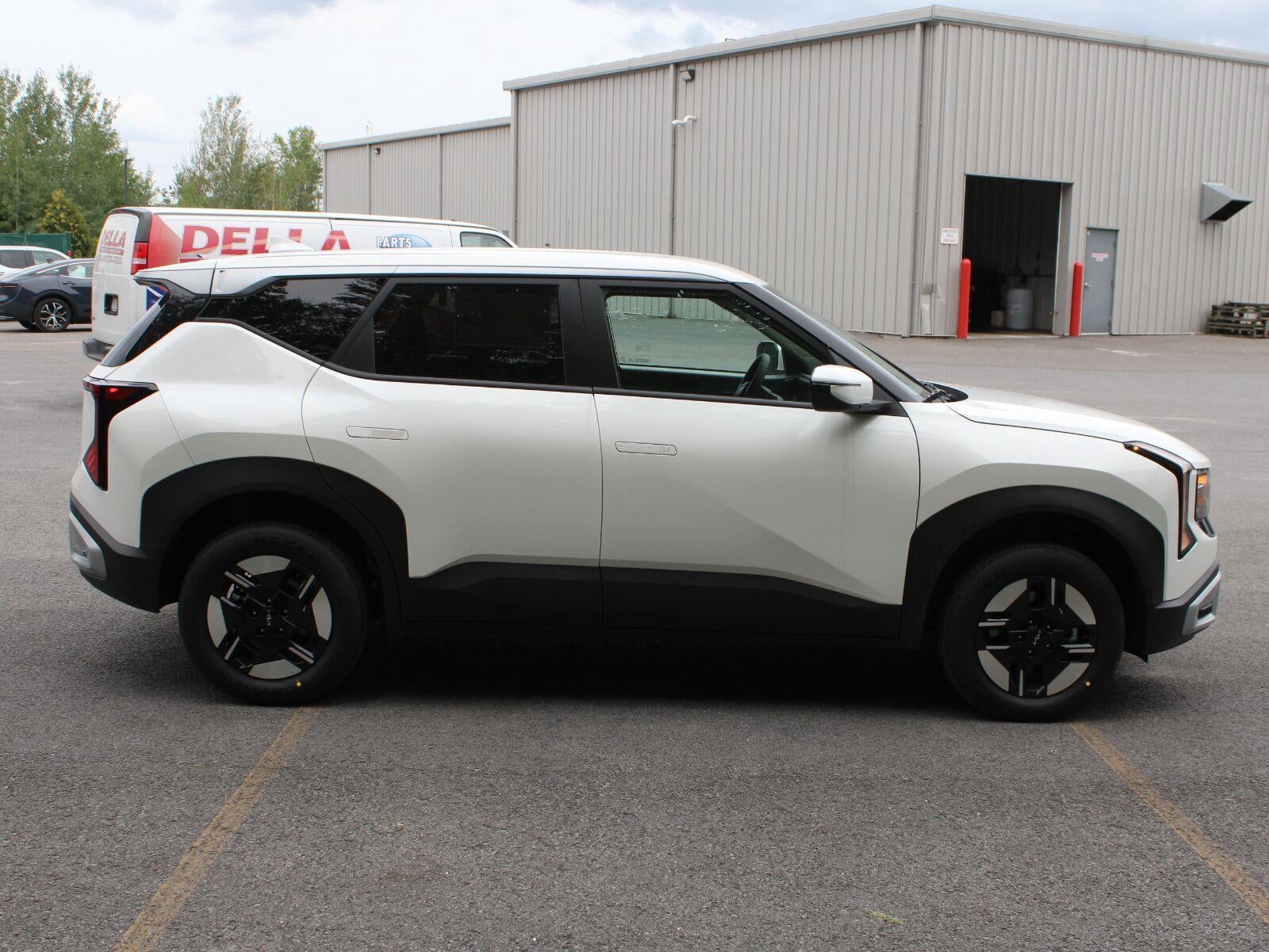 2027 Kia Seltos LX
