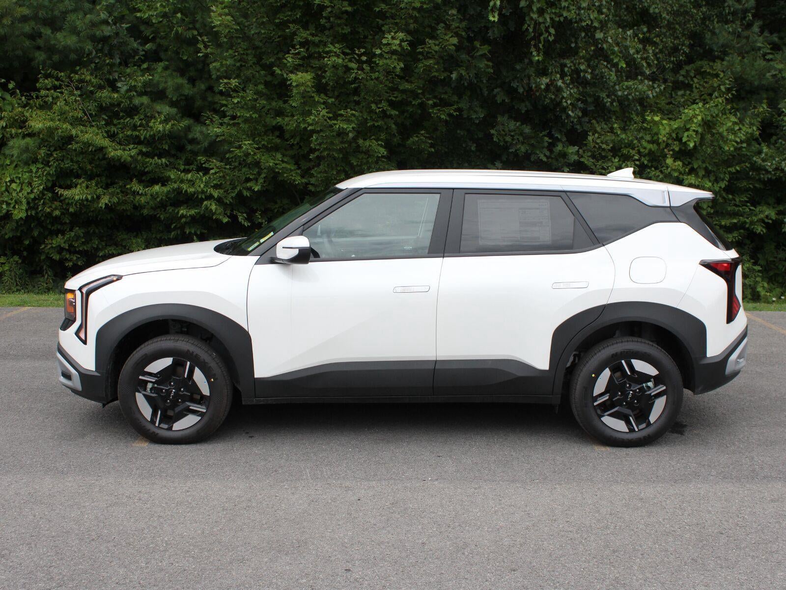 2027 Kia Seltos LX