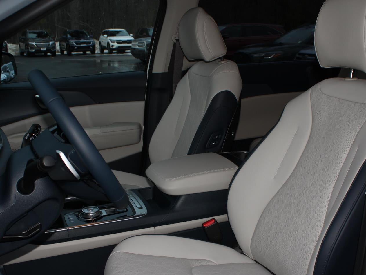 2026 Kia Carnival Hybrid EX