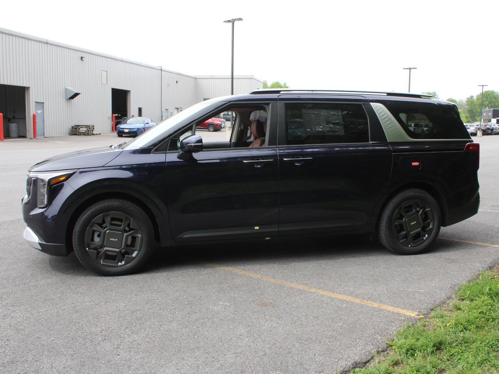 2026 Kia Carnival Hybrid EX