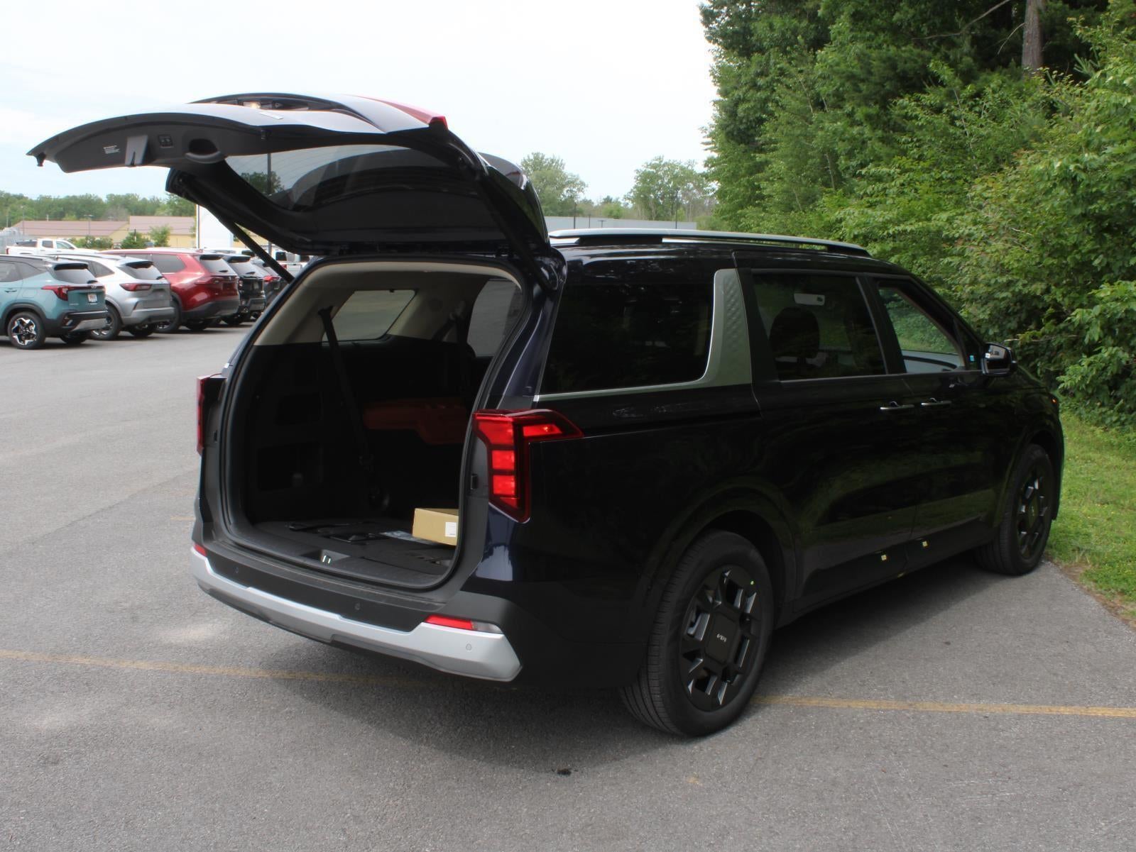 2026 Kia Carnival Hybrid EX