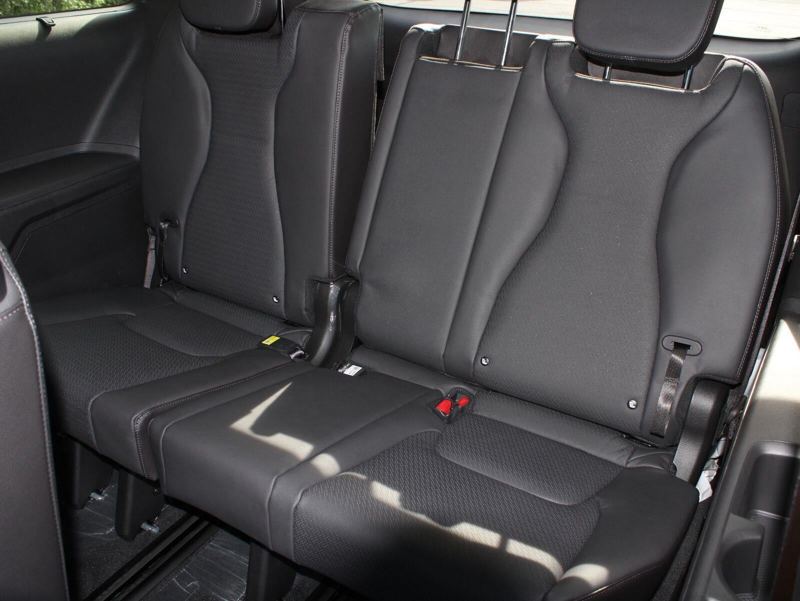 2027 Kia Carnival Hybrid SX Prestige