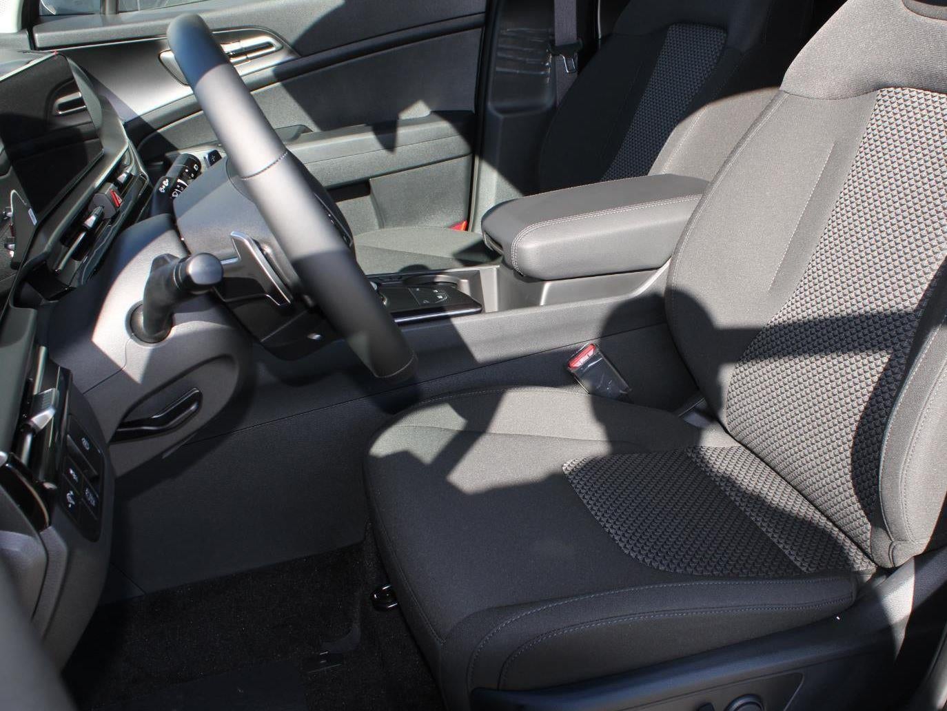 2026 Kia Sportage Hybrid S