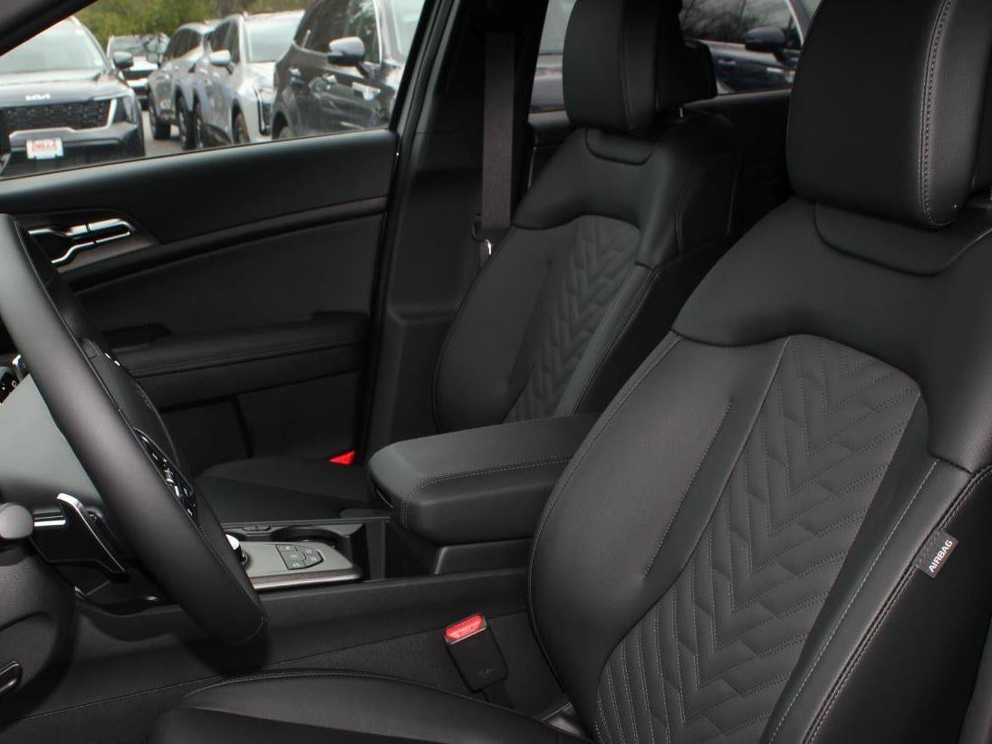 2026 Kia Sportage Plug-In Hybrid X-Line