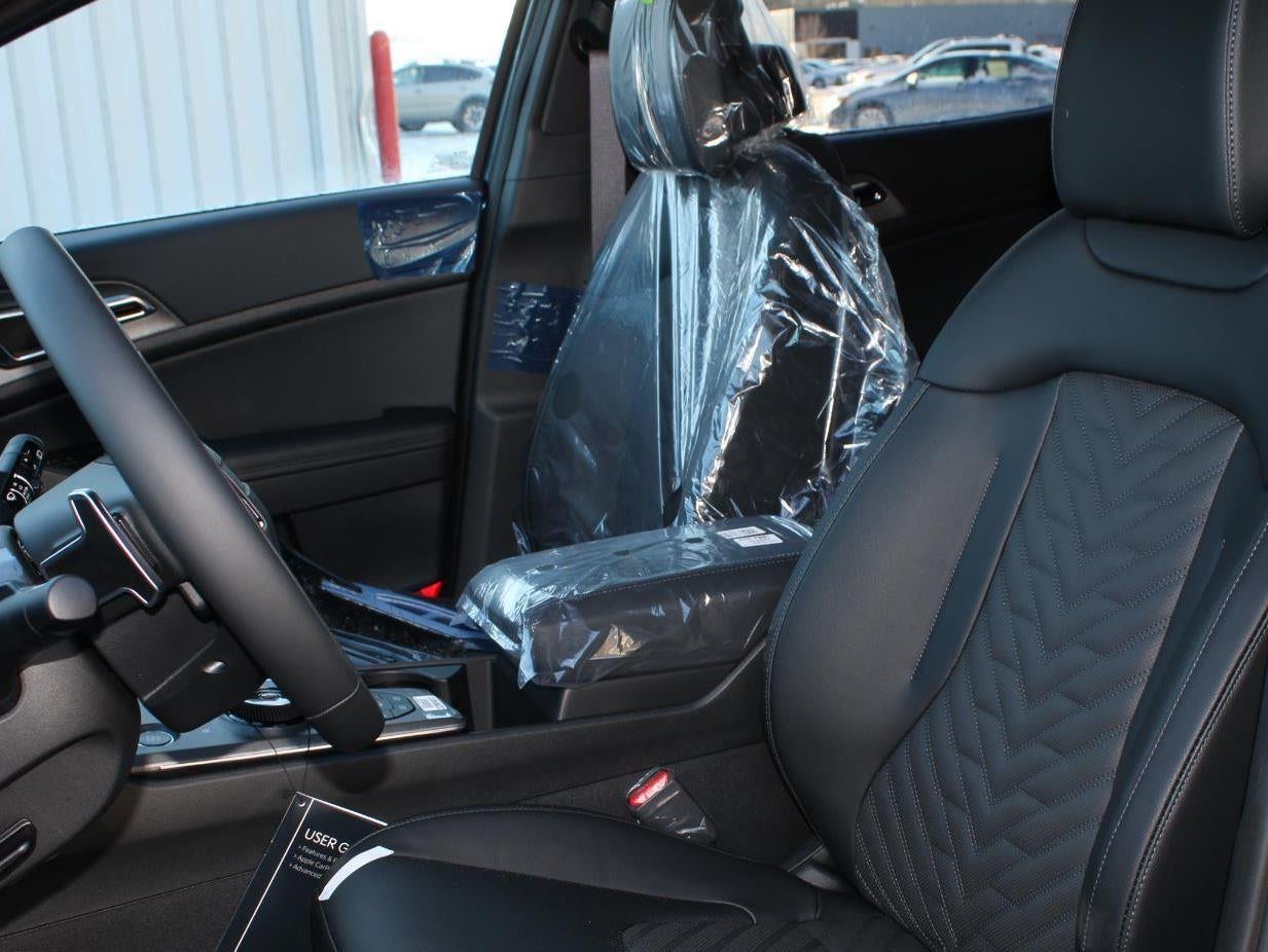 2026 Kia Sportage Plug-In Hybrid X-Line