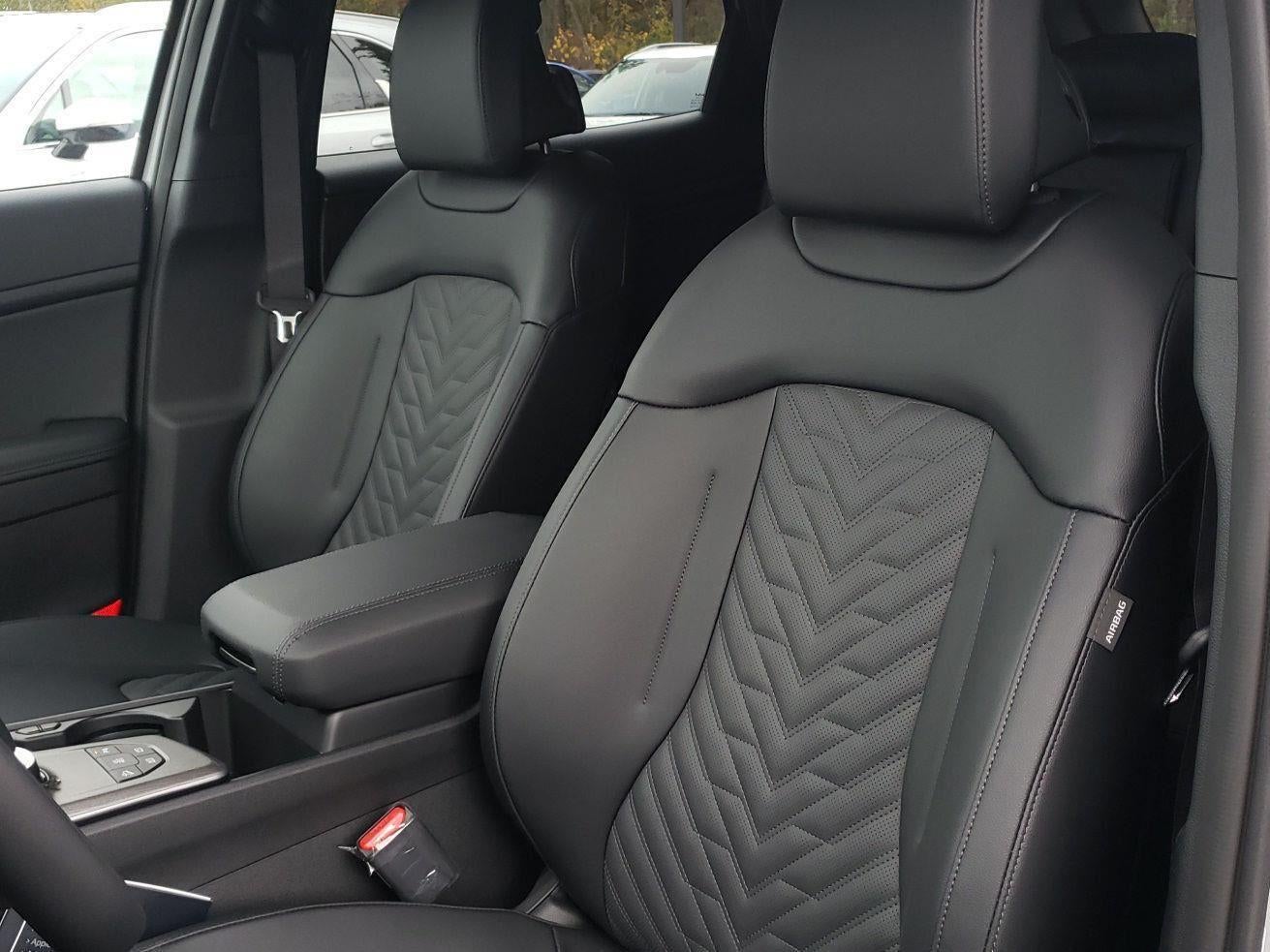 2026 Kia Sportage Plug-In Hybrid X-Line