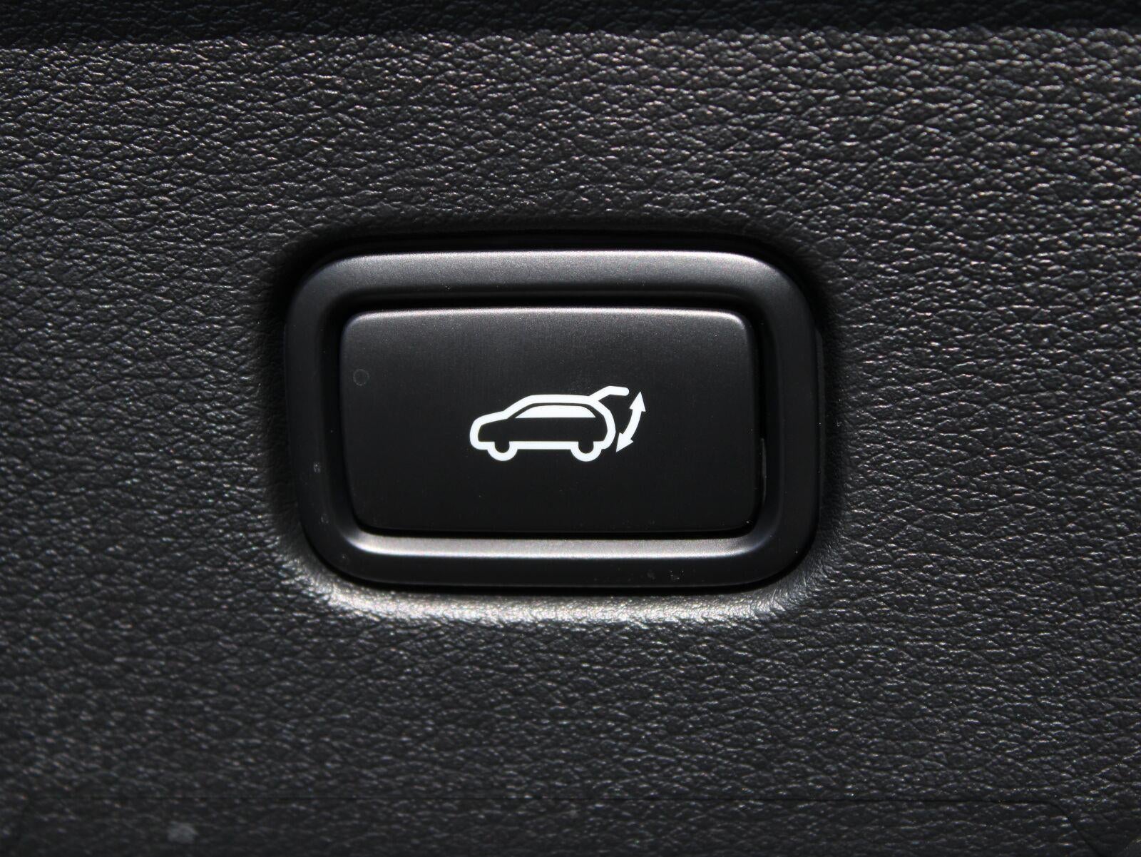 2027 Kia Sportage Plug-In Hybrid X-Line