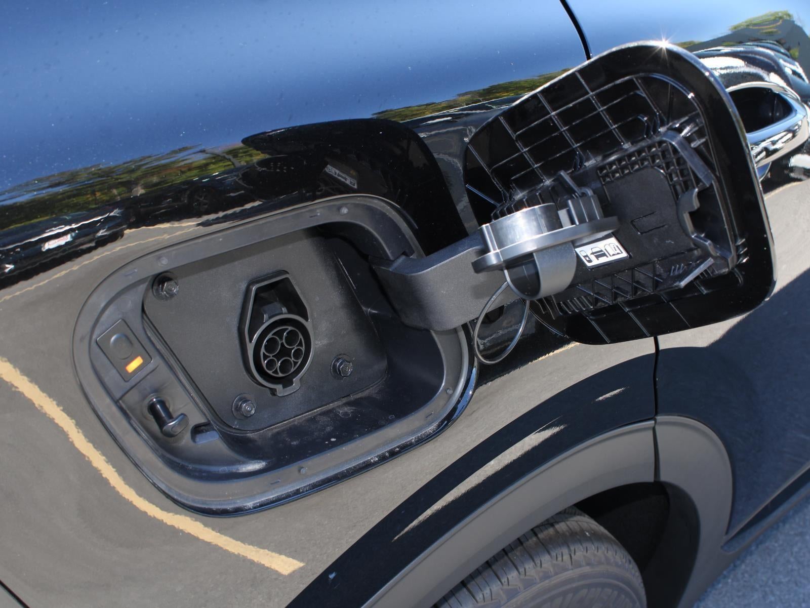 2025 Kia Sportage Plug-In Hybrid X-Line Prestige