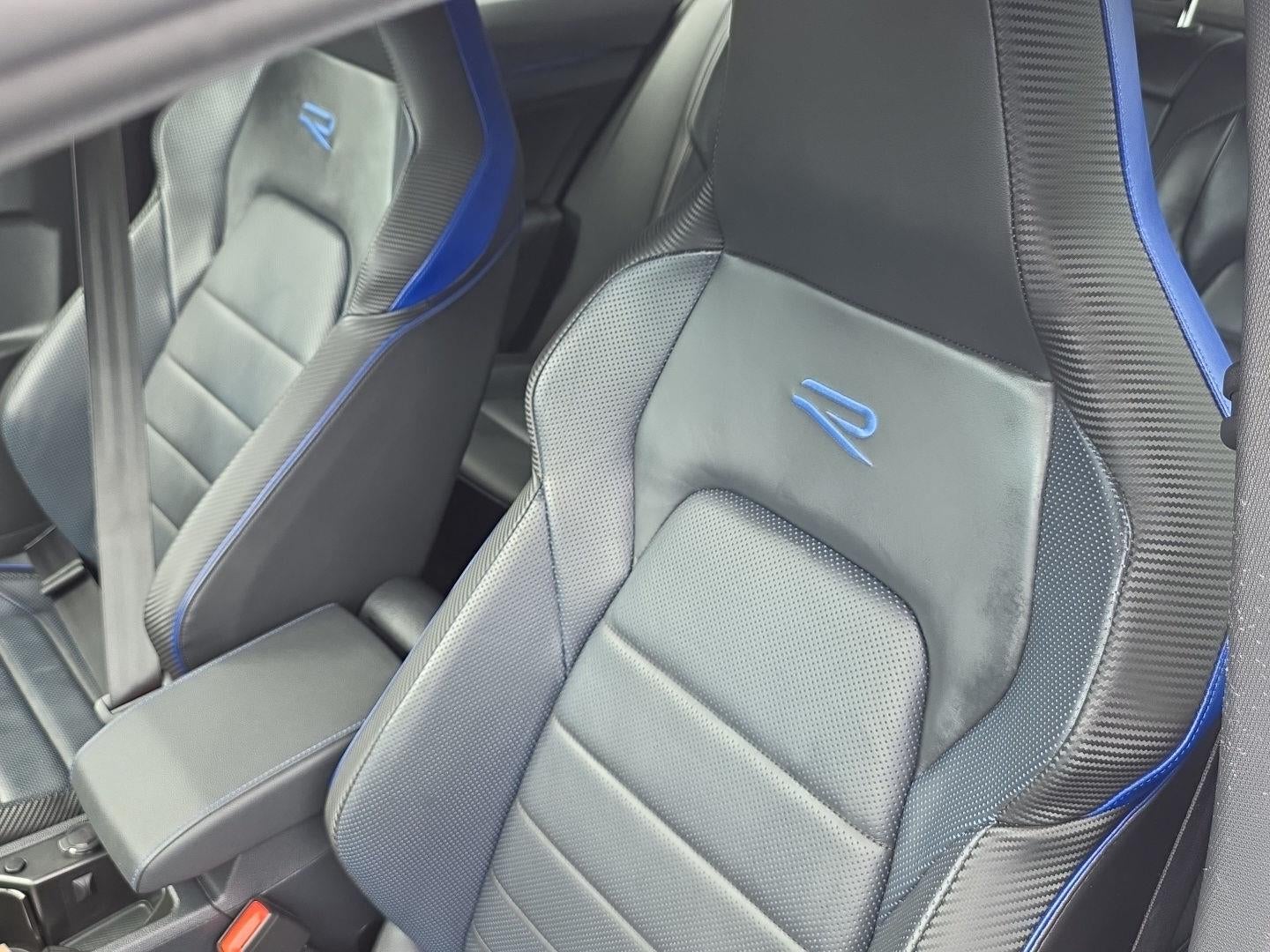 2024 Volkswagen Golf R Base