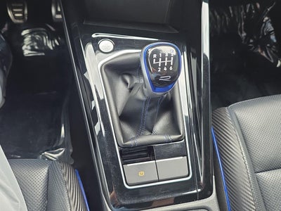 2024 Volkswagen Golf R Base