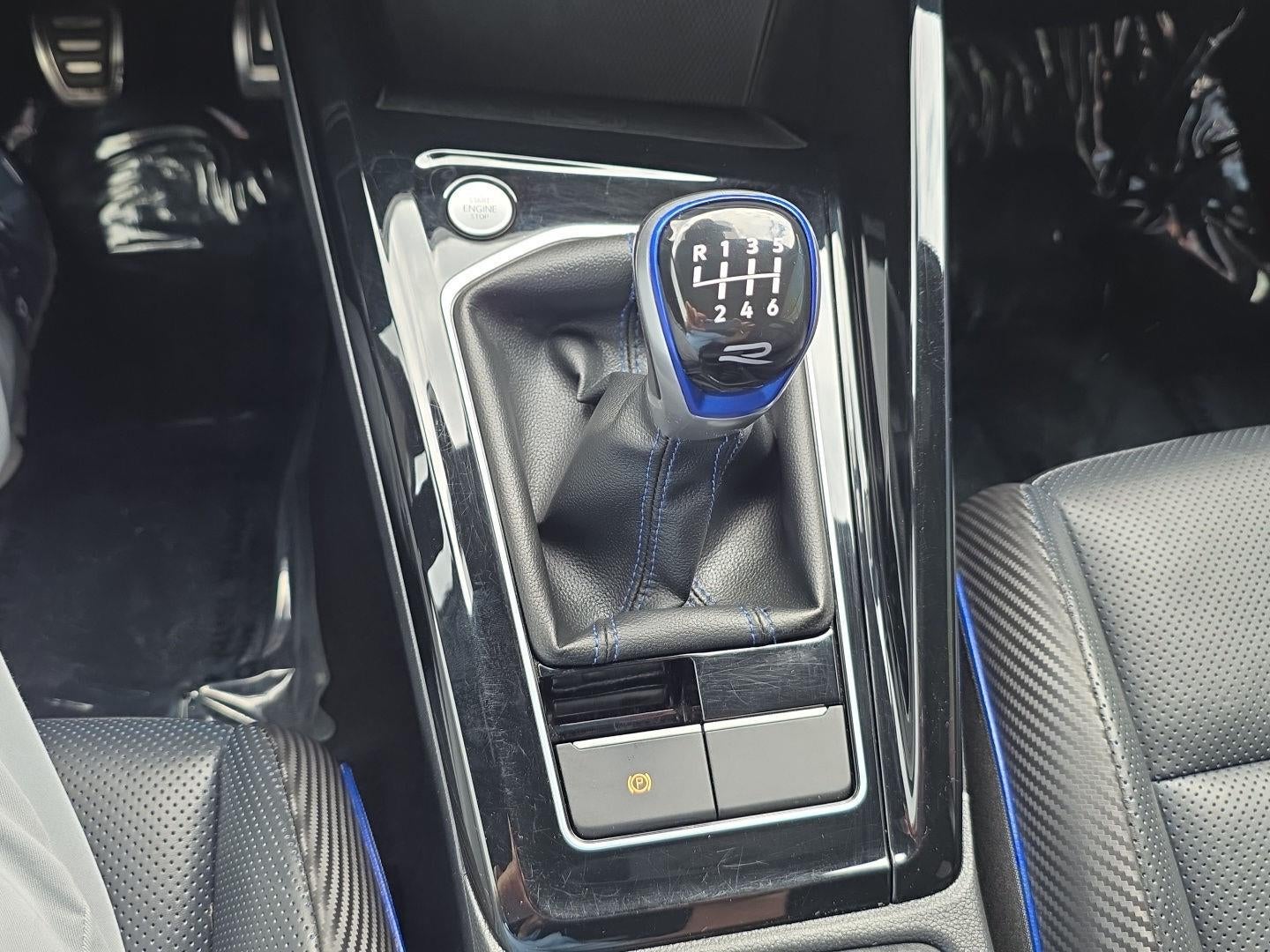 2024 Volkswagen Golf R Base