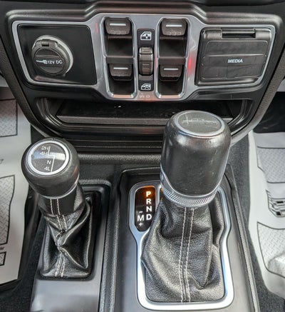 2022 Jeep Gladiator Overland