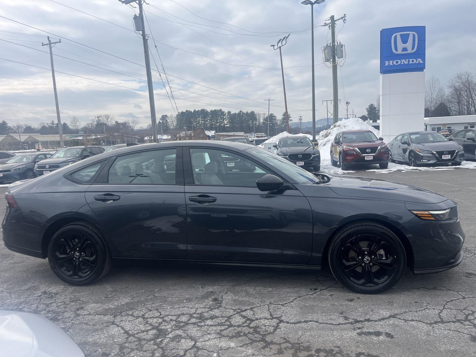 2025 Honda Accord Sedan SE