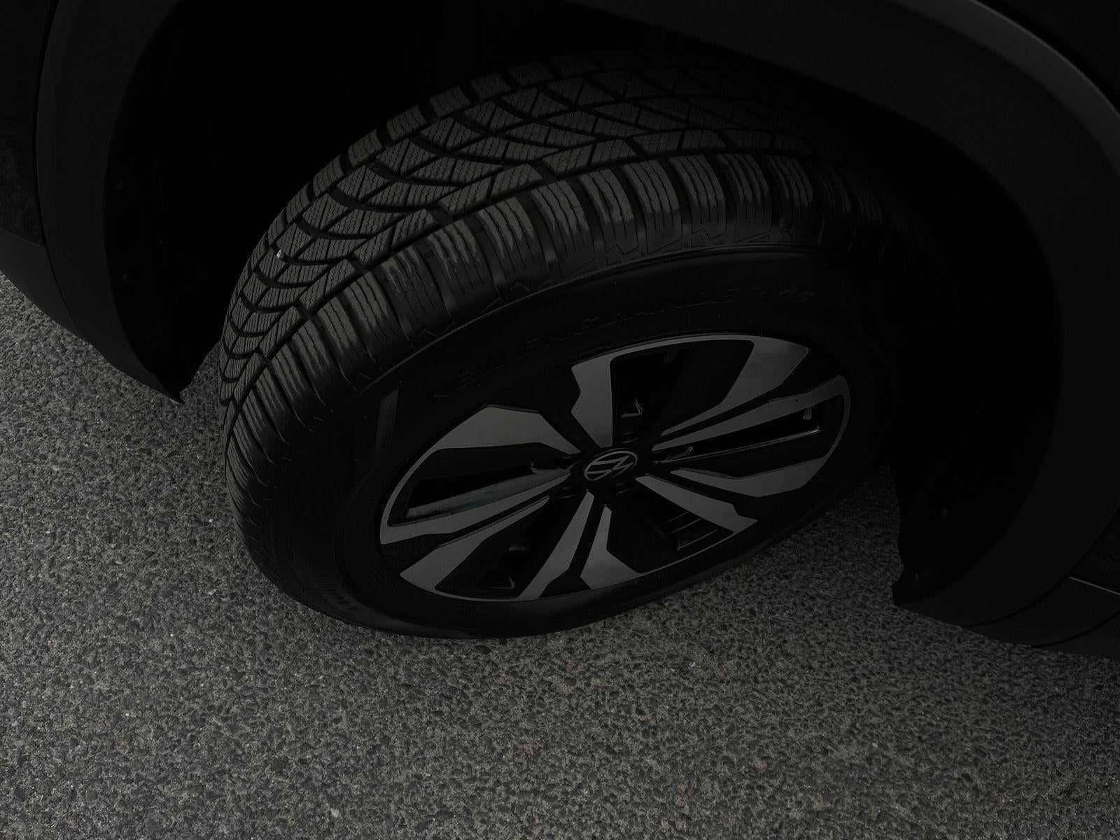 2024 Volkswagen Atlas Cross Sport 2.0T SE