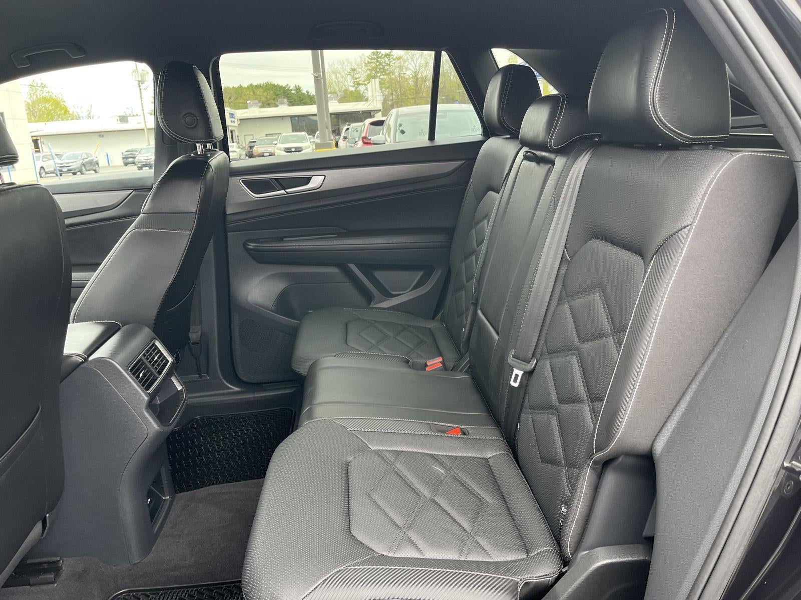 2024 Volkswagen Atlas Cross Sport 2.0T SE