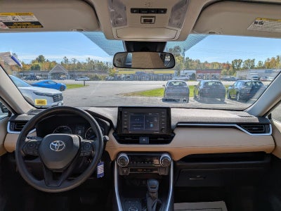 2022 Toyota RAV4 Hybrid LE