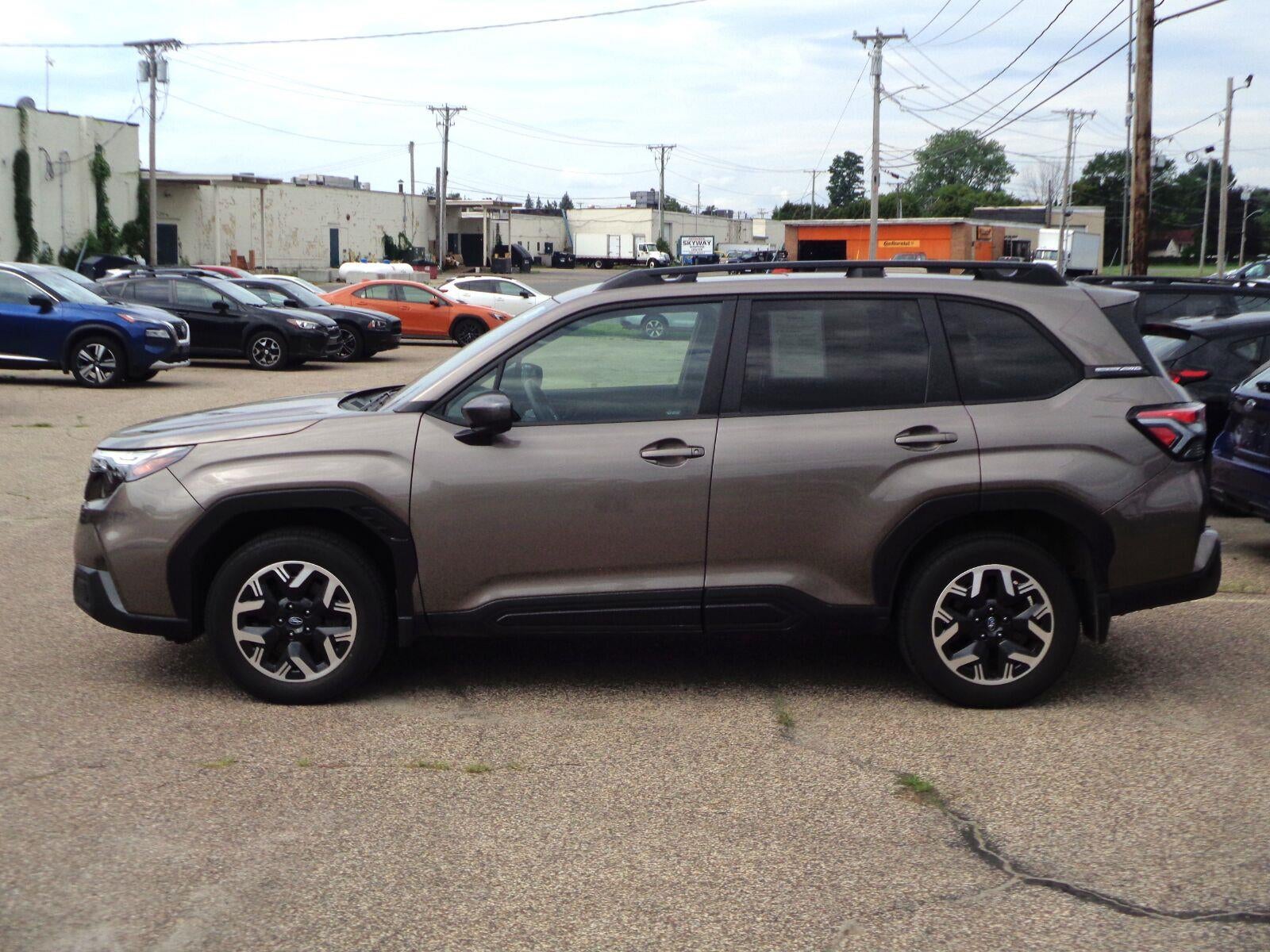 2025 Subaru Forester Premium