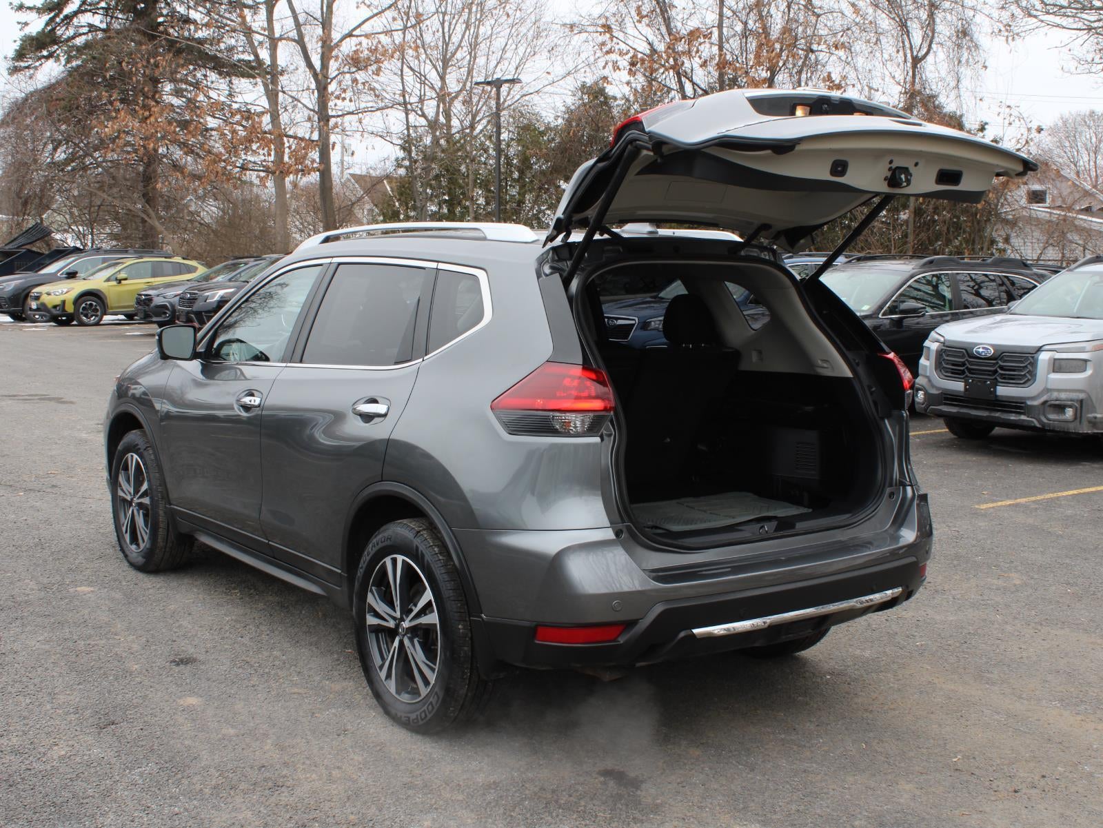 2020 Nissan Rogue SV