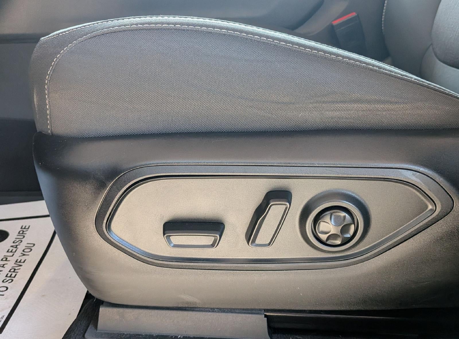 2022 Jeep Grand Cherokee L Laredo
