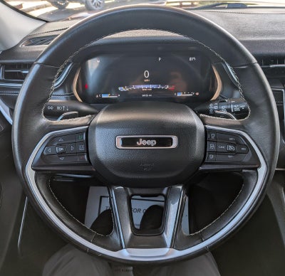 2022 Jeep Grand Cherokee L Laredo