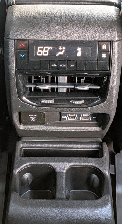 2022 Jeep Grand Cherokee L Laredo