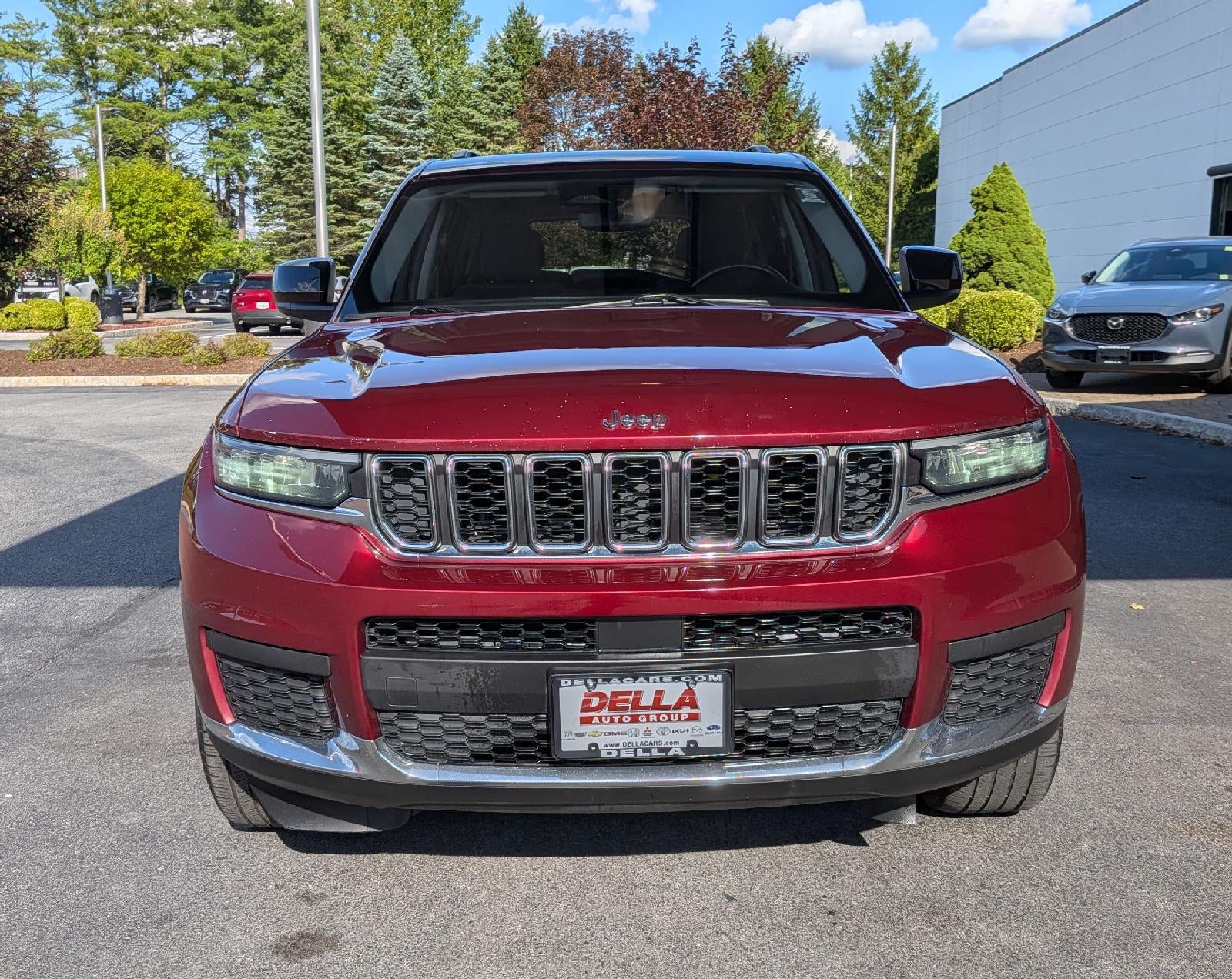 2022 Jeep Grand Cherokee L Laredo