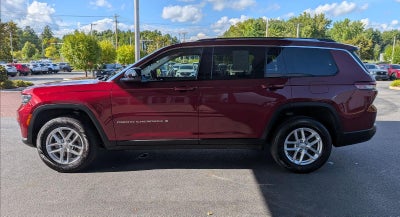 2022 Jeep Grand Cherokee L Laredo