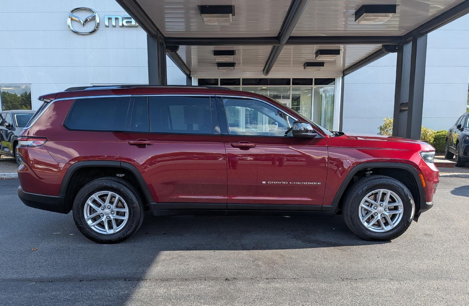 2022 Jeep Grand Cherokee L Laredo
