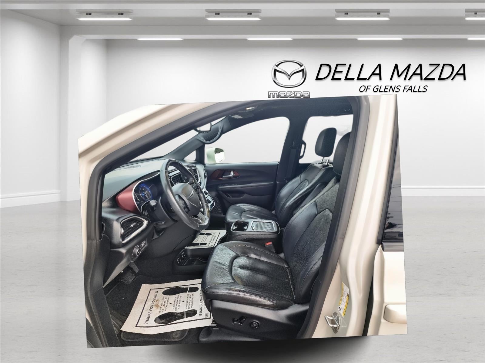 2020 Chrysler Pacifica Touring L Plus 35th Anniversary