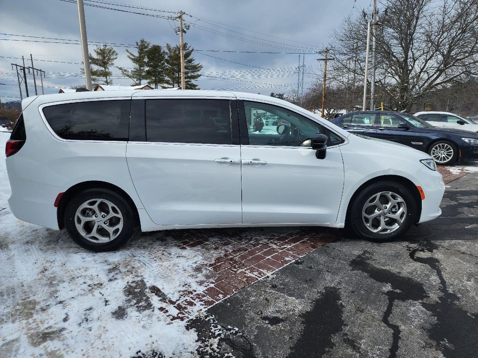 2024 Chrysler Pacifica Limited