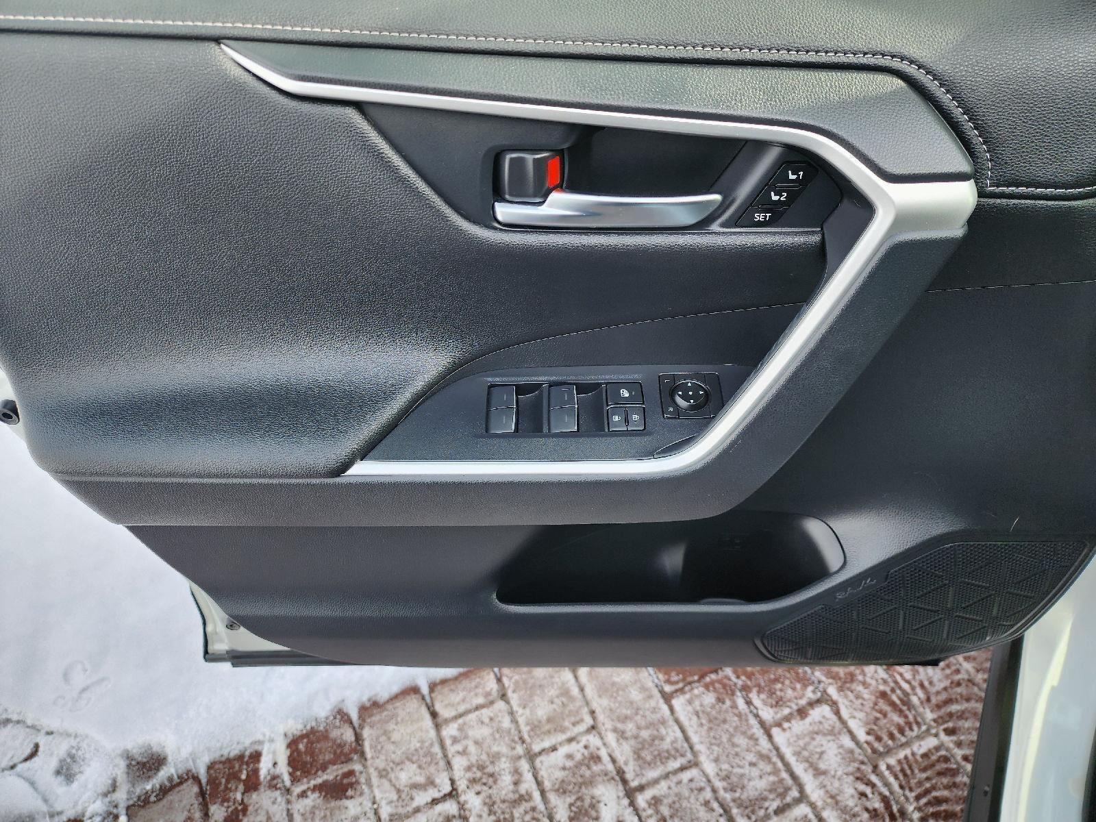 2023 Toyota RAV4 Hybrid Limited