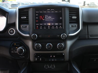 2020 RAM 1500 Big Horn Quad Cab 4x4 6'4" Box