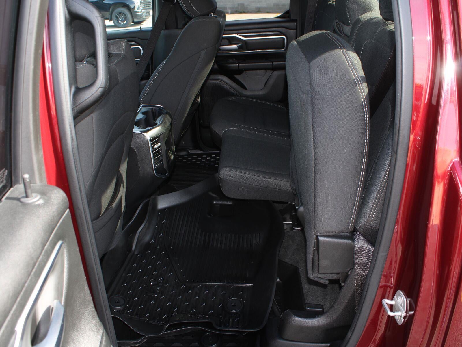 2020 RAM 1500 Big Horn Quad Cab 4x4 6'4" Box