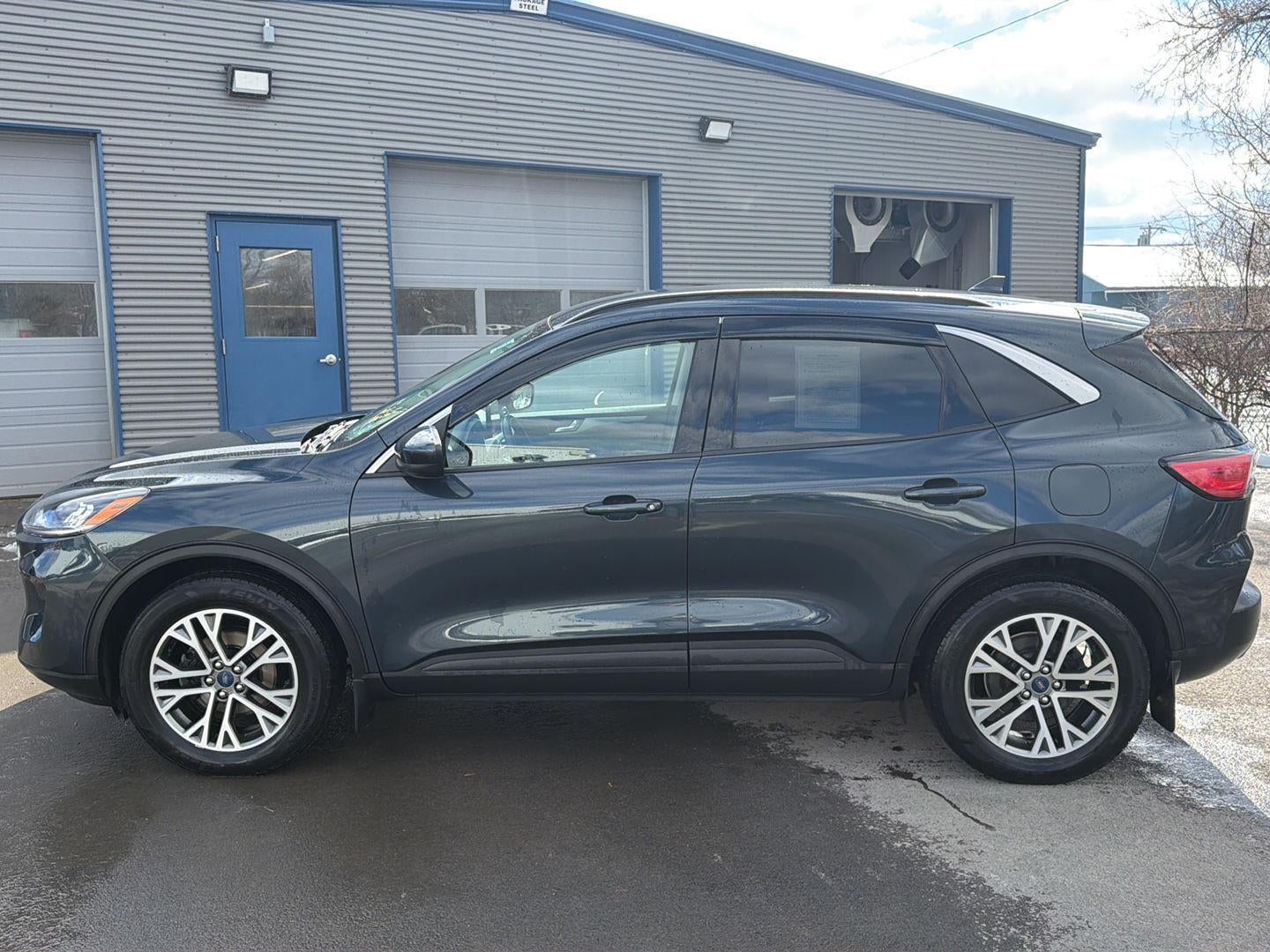 2022 Ford Escape SEL