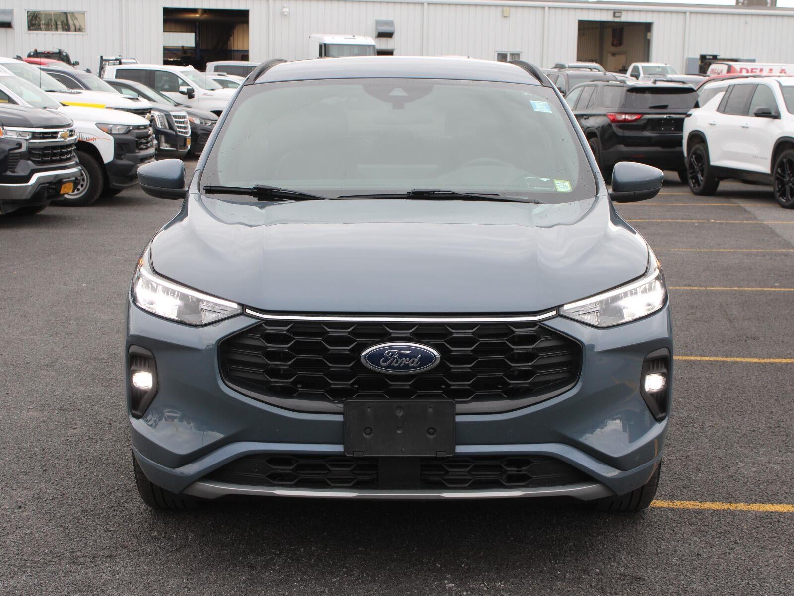 2023 Ford Escape ST-Line Select