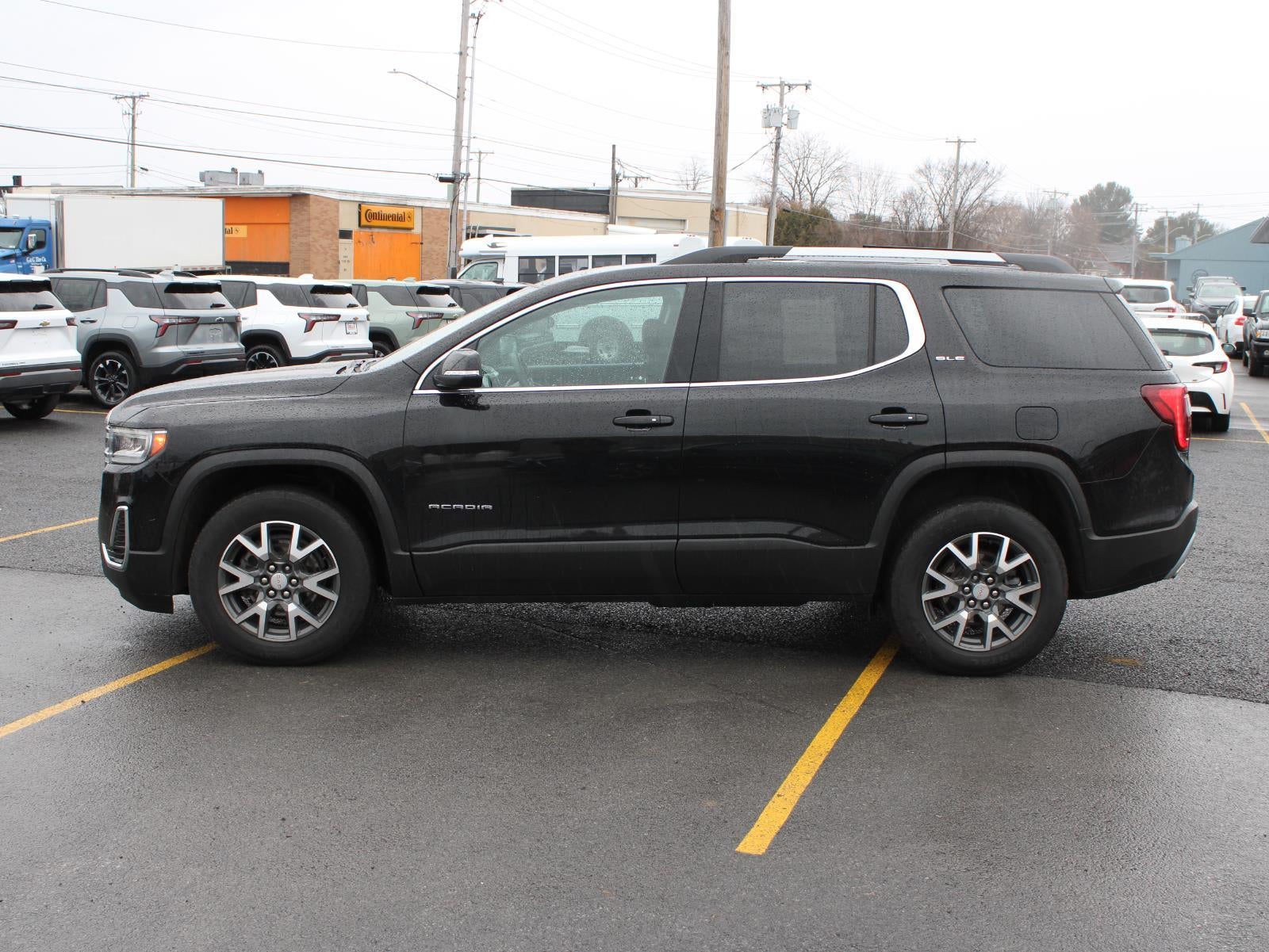 2023 GMC Acadia SLE