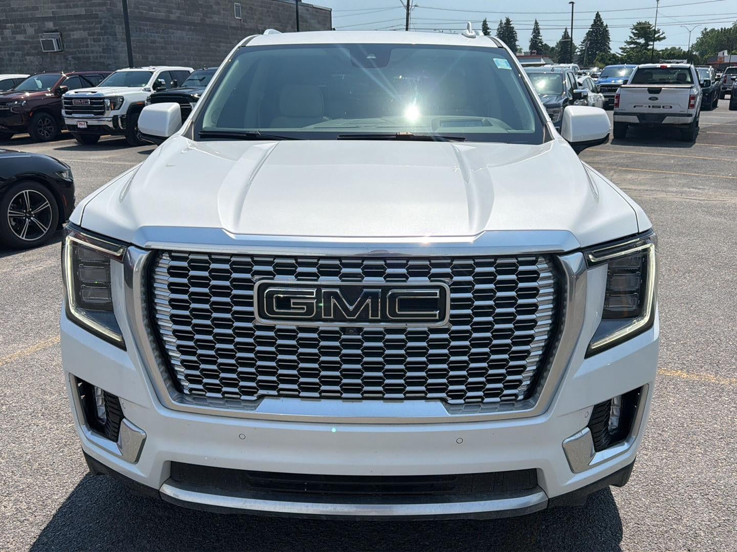 2023 GMC Yukon Denali