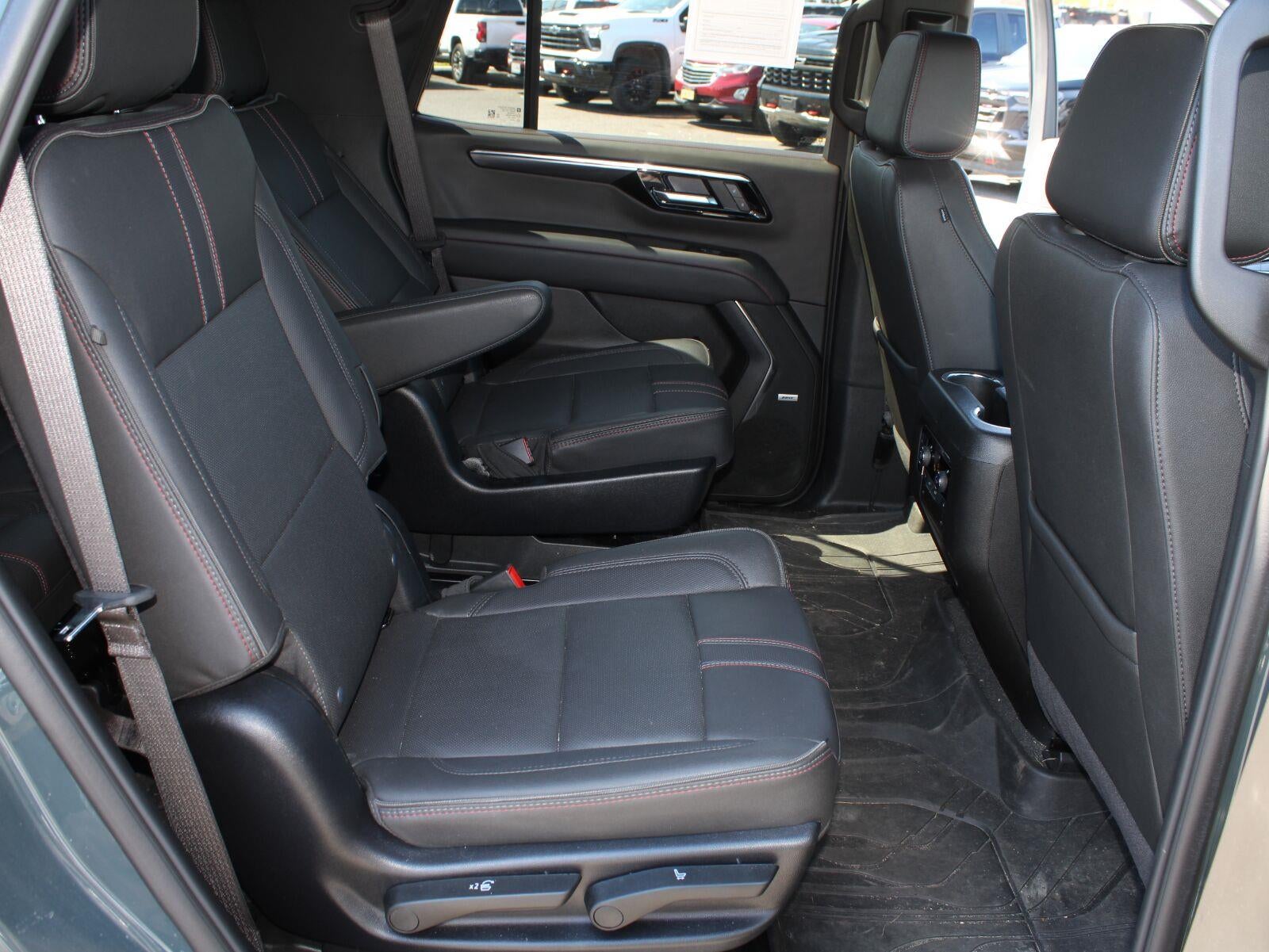 2025 Chevrolet Tahoe RST